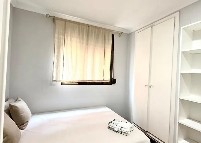 Апартаменты 100m From The *